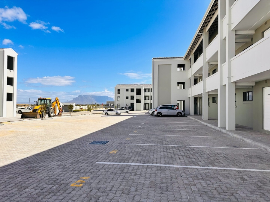 2 Bedroom Property for Sale in Parklands Western Cape